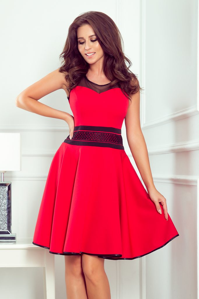 sukienka czerwona z tiulowymi wstawkami na andrzejki