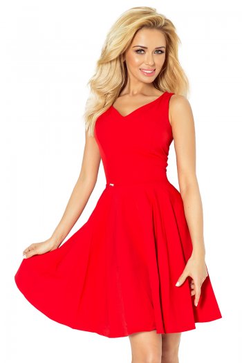 114-3 Sukienka z koła - dekold w kształcie serca - marciano czerwona