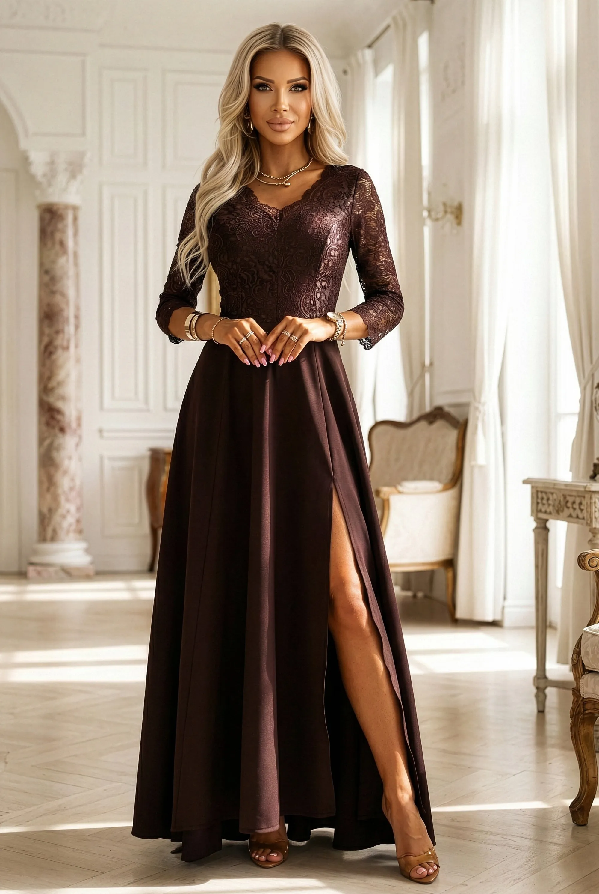 309-14 AMBER elegancka długa koronkowa suknia z dekoltem - czekolada