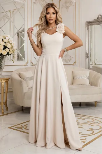643-3 Elegancka wieczorowa suknia maxi z rozcięciem i różami - beżowa